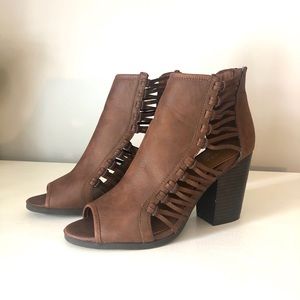 Brown, open-toe sandals with heel